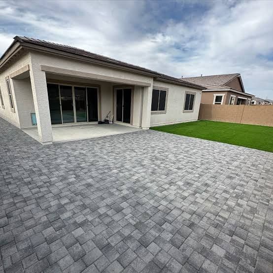Project Stylish Backyard Upgrade with Townscape Slate Pavers image